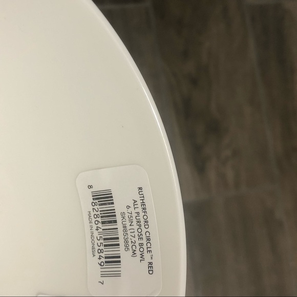 🛍SOLD🛍Kaye spade by Lenox Rutherford red bowl - Picture 2 of 3